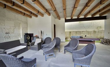 Hermosa Residencia Estilo Mexicano en Privada en Ahuatlán
