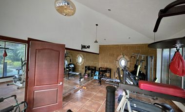 Hermosa Residencia Estilo Mexicano en Privada en Ahuatlán