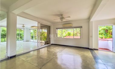 VENTA  DUPLEX LINEA BLANCA EN ALBROOK (4)