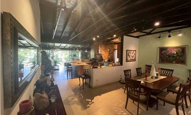 VENTA  DE CASA EN LLANOS DE CURUNDU 300m2