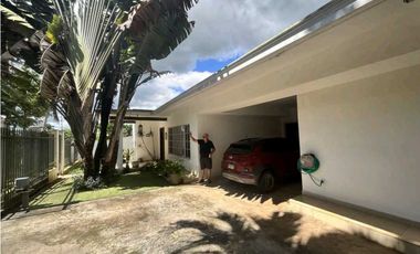 VENTA  DE CASA EN LLANOS DE CURUNDU 300m2