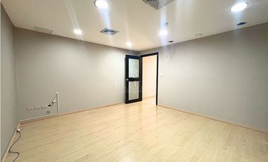 ALQUILER DE OFICINA EN OBARRIO,TORRE VIP (5)