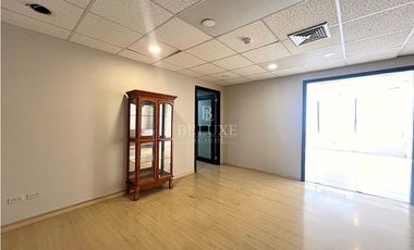 ALQUILER DE OFICINA EN OBARRIO,TORRE VIP (5)