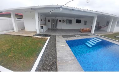 ALQUILER DE CASA AMOBLADA CON PISCINA EN PENONOME