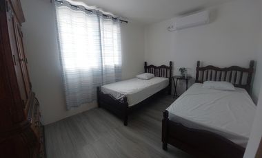 ALQUILER DE CASA AMOBLADA CON PISCINA EN PENONOME