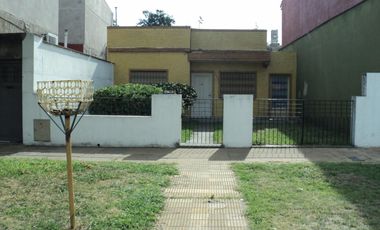 Casa en venta en Aldo Bonzi