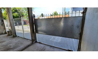 VENTA   -   2 CASAS EN BLOCK con patio y garage - APTO CREDITO