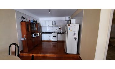 VENTA   -   2 CASAS EN BLOCK con patio y garage - APTO CREDITO