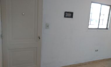 ALQUILER - PH 2 ambientes planta alta con patio