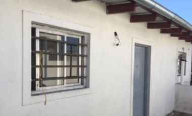 ALQUILER - PH 2 ambientes planta alta con patio