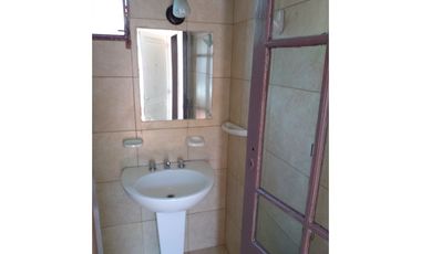 ALQUILER - PH 2 ambientes planta alta con patio