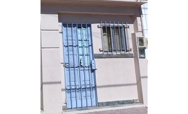 ALQUILER - DUPLEX AL FRENTE - sin expensas