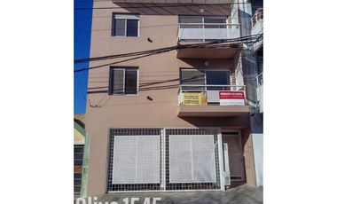 Departamento de 2 dormitorios semipiso, Olivé 1545