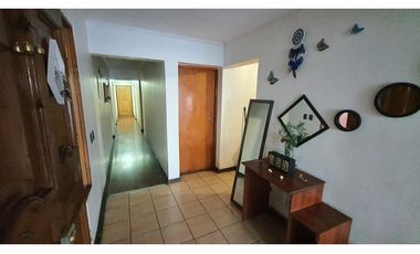 Venta Casa 4D 2B con estacionamiento en sector la Florida San Esteban