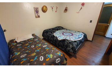 Venta Casa 4D 2B con estacionamiento en sector la Florida San Esteban