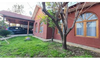 Venta Casa 4D 2B con estacionamiento en sector la Florida San Esteban