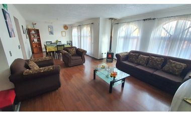 Venta Casa 4D 2B con estacionamiento en sector la Florida San Esteban