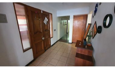 Venta Casa 4D 2B con estacionamiento en sector la Florida San Esteban
