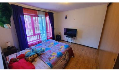 Venta Casa 4D 2B con estacionamiento en sector la Florida San Esteban