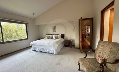 Casa en condominio en venta en Lomas de Bezares