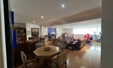 Casa en condominio en venta en Lomas de Bezares