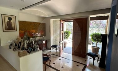 Casa en condominio en venta en Lomas de Bezares