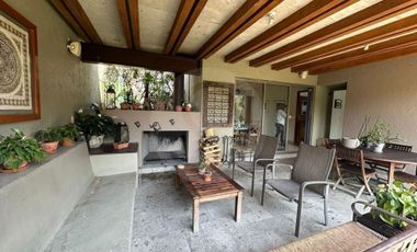 Casa en condominio en venta en Lomas de Bezares