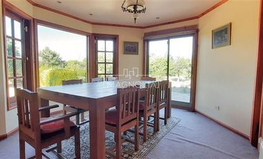 Casa en Venta en a pasos de la autopista 78