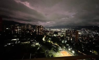 Apartamento en Arriendo Ubicado en Medellín Codigo 131