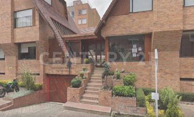 Vive en la mejor zona del norte de Bogotá OPORTUNIDAD  Casa de 3 pisos.