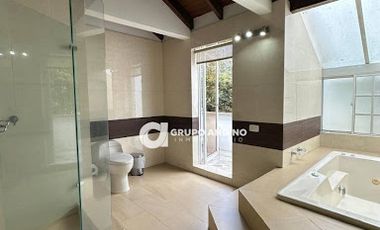 VENTA de CASA RESIDENCIAL en BUCARAMANGA