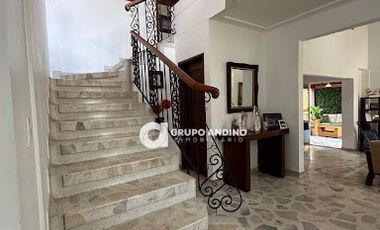VENTA de CASA RESIDENCIAL en BUCARAMANGA