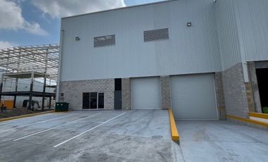 Bodega Industrial en Renta  1,766 m2 Santa Cruz de las Flores, Jal.