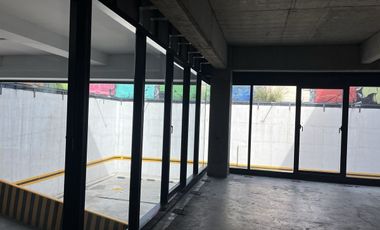 Amplio Local Comercial de 1,033 m² con Uso de Suelo Mixto en Tlalpan Centro