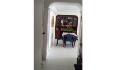 APARTAMENTO EN VENTA DIAMANTE II PRIMER PISO AREA AMPLIA