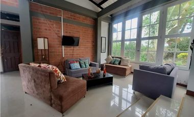 SE VENDE ESPECTACULAR TEMPERADERO EN CONDOMINIO