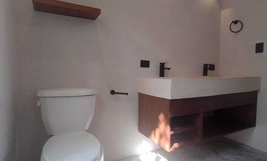 Casa en venta con acabados de lujo en García Ginerés