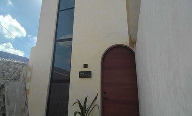 Casa en venta con acabados de lujo en García Ginerés