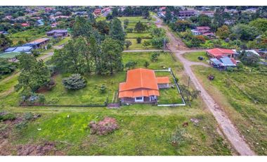 BOQUETE / ALTO BOQUETE / 1800M2 / 3 HABITACION / TOTALMENTE CERCADA