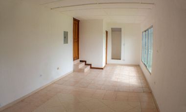 BOQUETE / ALTO BOQUETE / 1800M2 / 3 HABITACION / TOTALMENTE CERCADA