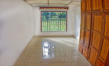 BOQUETE / ALTO BOQUETE / 1800M2 / 3 HABITACION / TOTALMENTE CERCADA