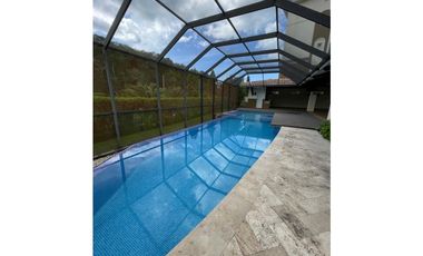 Se vende hermosa residencia de lujo