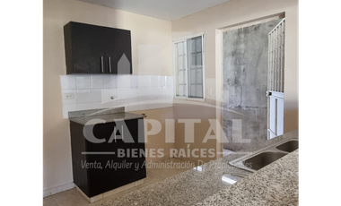 CASA A LA VENTA EN RESIDENCIAL LAS VERDES - PANAM OESTE