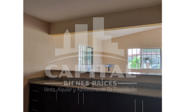 CASA A LA VENTA EN RESIDENCIAL LAS VERDES - PANAM OESTE