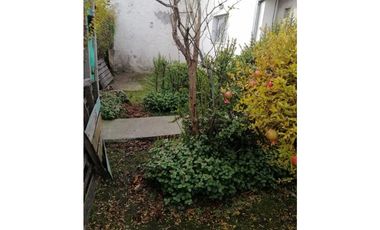 venta lote con  chalet 3 ambientes gran parque