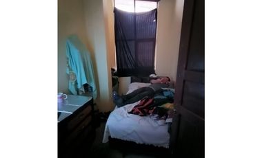 Inversión inteligente en el corazón de Cayambe!!, Terreno con Casa!!