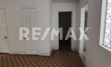 Venta de Edificio comercial sobre Calzada de Guadalupe - (3)