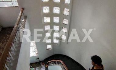 Venta de Edificio comercial sobre Calzada de Guadalupe - (3)