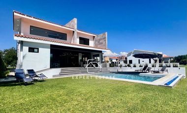 Casa venta PARAÍSO COUNTRY CLUB - Nueva con súper diseño y vistas panorámicas