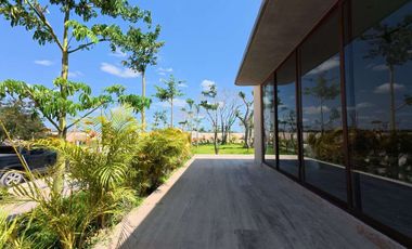 CASA PRE VENTA MÉRIDA, UNA PLANTA, LUJOSA, 402M2, PRIVADA ADANA XCANATUN.